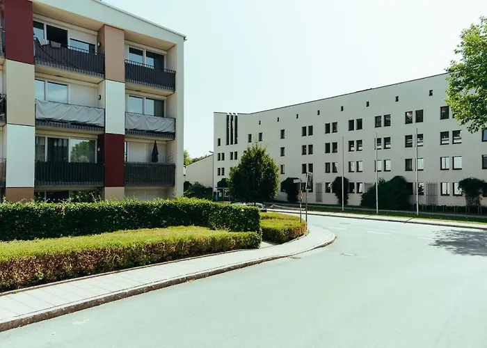 Modern Und Gemuetlich Ggue. Uni-passau, Tg-stellplatz, Balkon Passavia