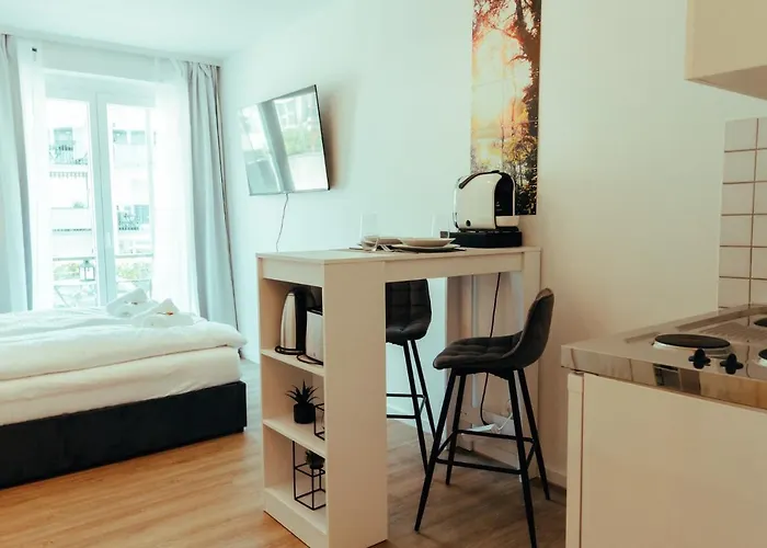 Modern Und Gemuetlich Ggue. Uni-passau, Tg-stellplatz, Balkon * Passavia